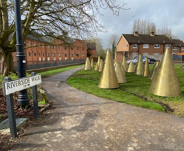 Formal complaint against Farnham's golden cones art installation