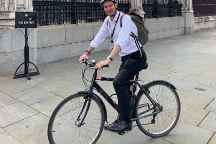 Chancellor Jeremy Hunt to take part in Farnham Charity Bike Ride