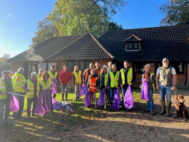 Chawton litter pick, October 2023.