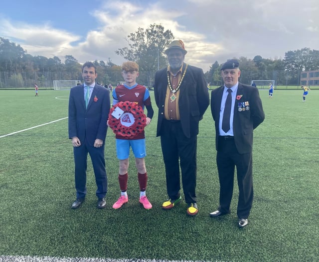 Bordon junior football team hold Remembrance service before cup tie