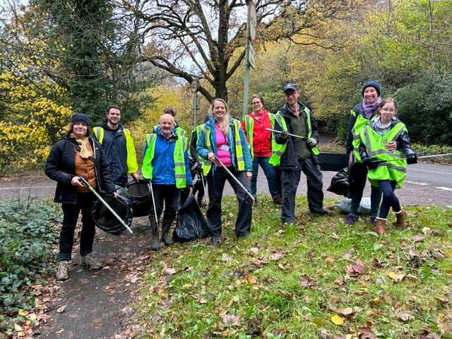 A team of litter-pickers cleaned up Hindhead Road, will you help?