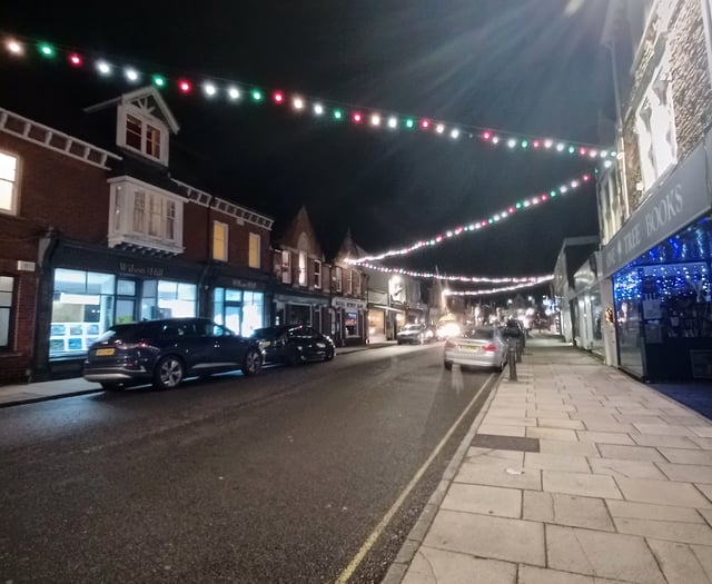 Traders on Petersfield street call humbug at pathetic Christmas lights