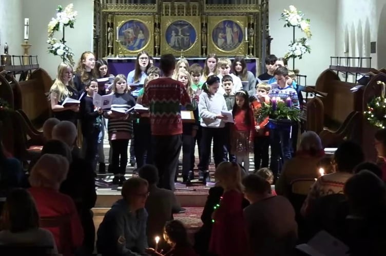 More than 400 people attended Christmas crib services at St Thomas’ and St Martin’s churches