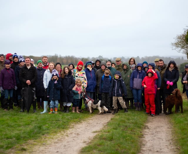 Save Neatham Down campaigners highlight its beauty on nature walk 